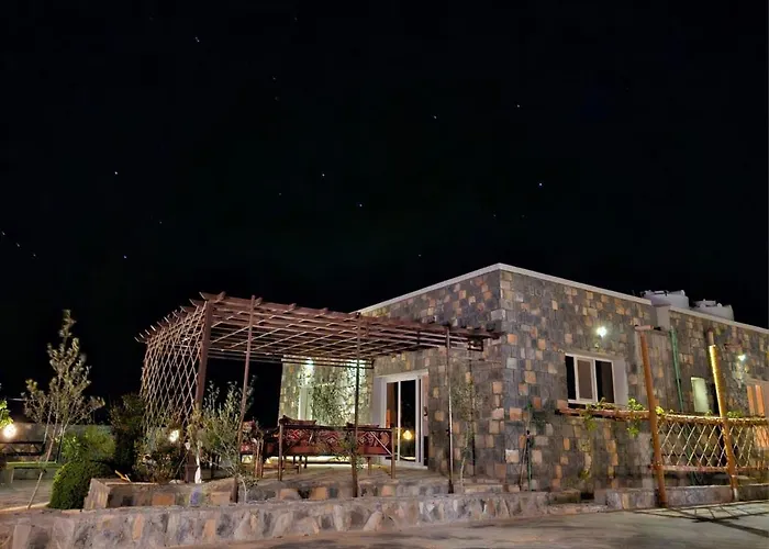 Sab Bani Khamis House